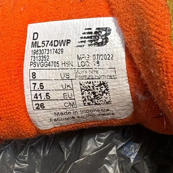 New Balance 574 Rugged Suede Mens 8, Wmns 9.5 Tan, Yellow,Orang and Navy - Picture 8 of 8